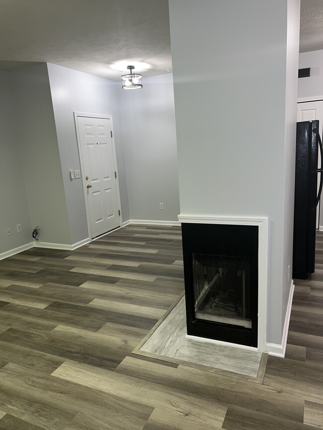 Building Photo - 12235 Bubbling Brook Dr