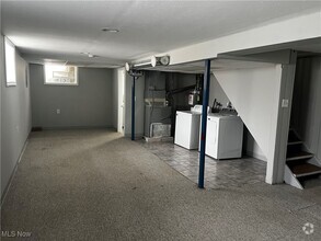 Building Photo - 1415 Olivewood Ave