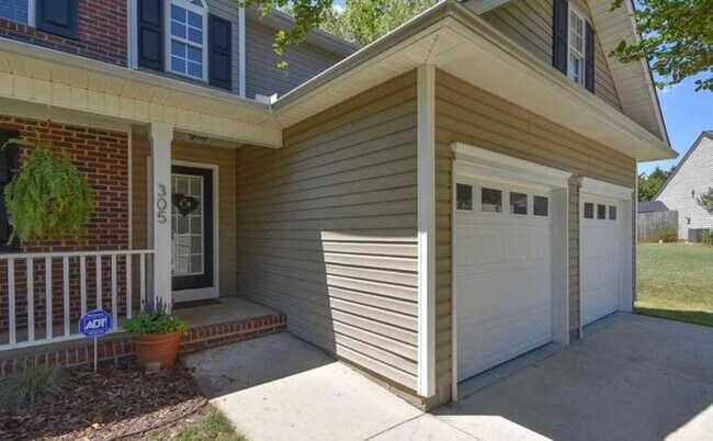 Building Photo - 305 Turnbridge Trl