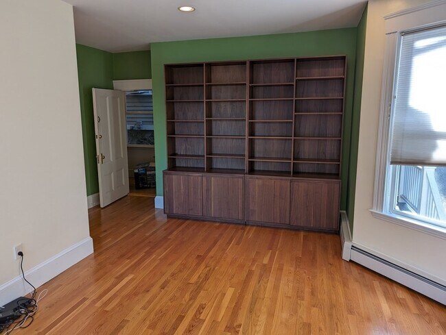 Building Photo - 4 Termine Ave