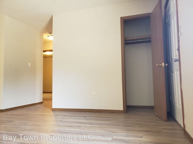 Building Photo - 2 br, 1 bath House - 1445 N Wabash