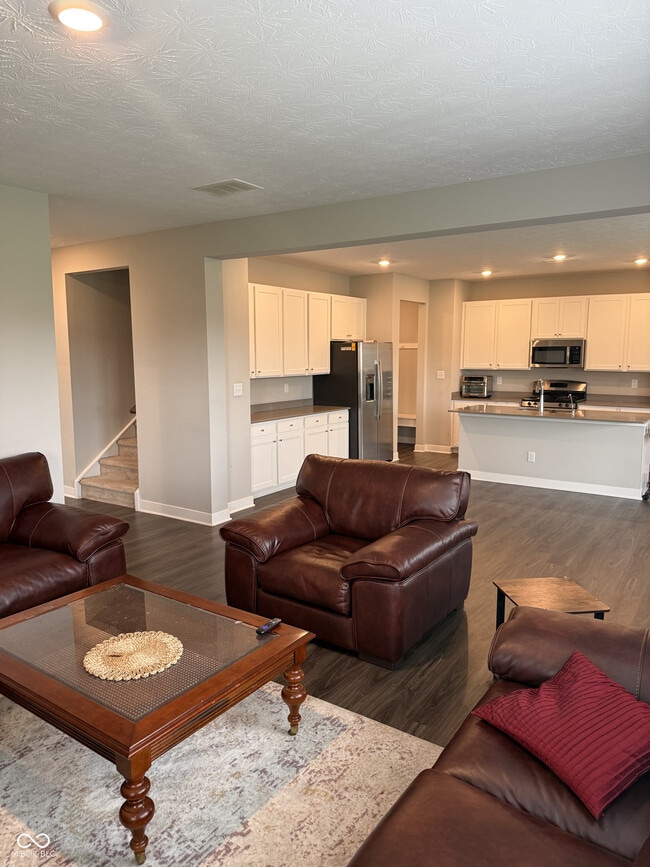 Building Photo - 17132 Seaboard Pl