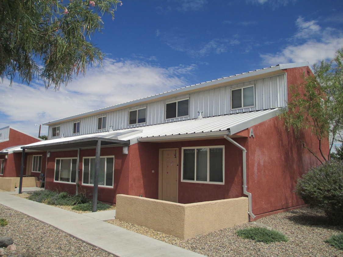 Primary Photo - Belen Crossing Apartments