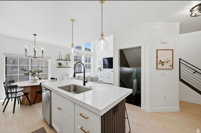 Foto del edificio - 57 McCall Ln.