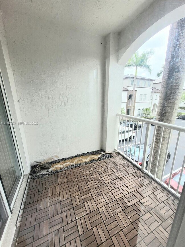 Building Photo - 4331 SW 160th Ave