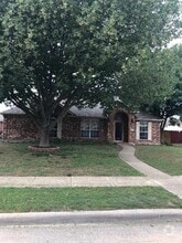 Building Photo - 3708 Alex Ct