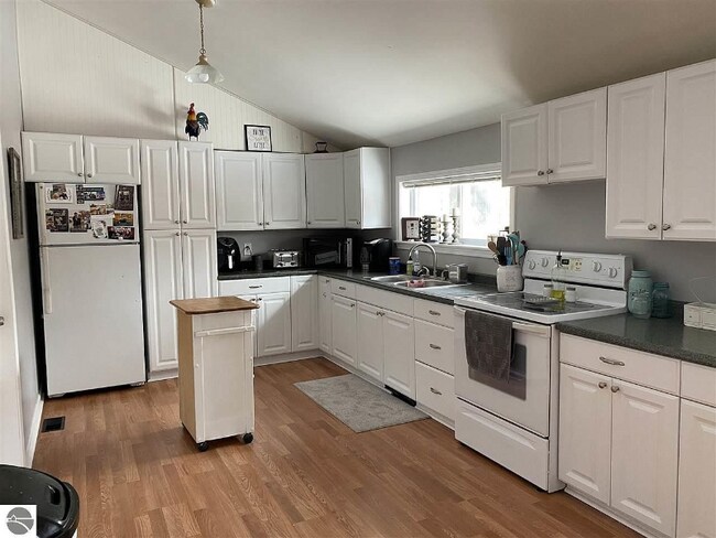 Foto del edificio - 7634 Thomas St