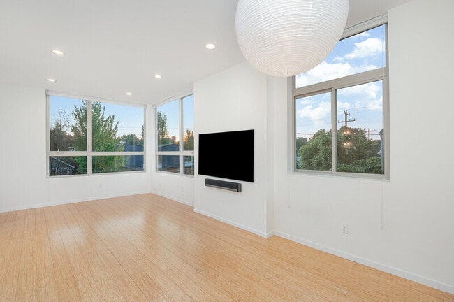Foto del edificio - 206 22nd Ave