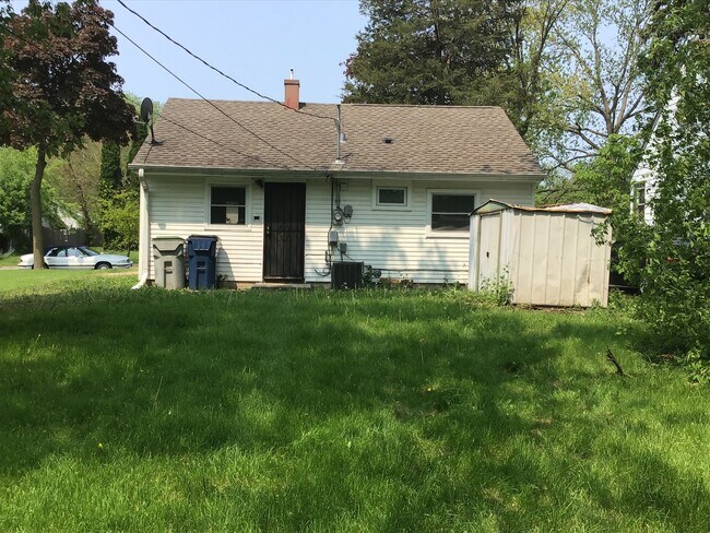 Foto del edificio - 2 bedroom single family home