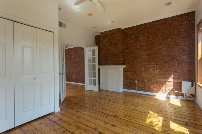 Building Photo - 294 Pavonia Ave