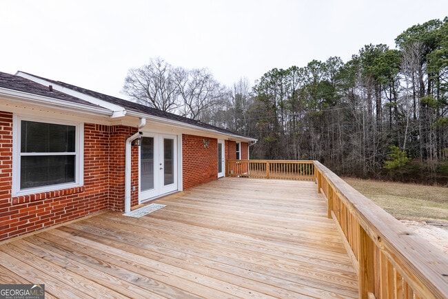 Building Photo - 953 McCullough Rd