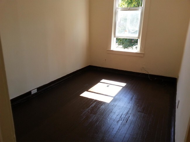 Foto del edificio - 1313 Cambria St