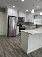 Building Photo - 6911 Venus Dr