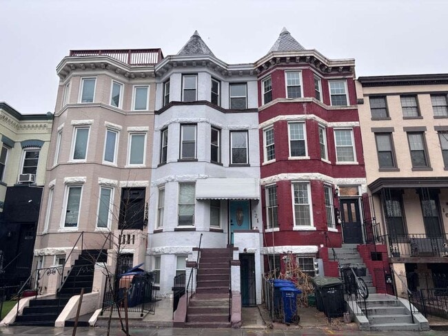 Photo - 1621 1st St NW Apartment