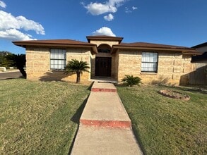 Building Photo - 439 Puig Dr