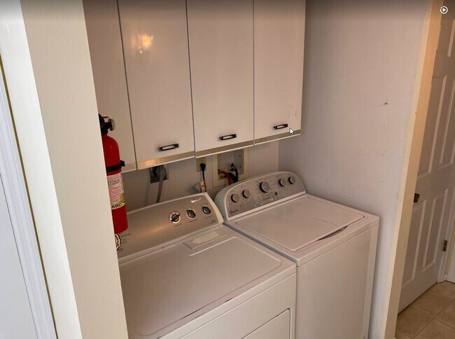 Washer & Dryer included - 15046 Claymoor Ct