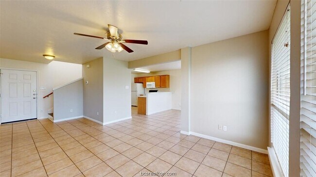 Foto del edificio - 915 Bougainvillea St