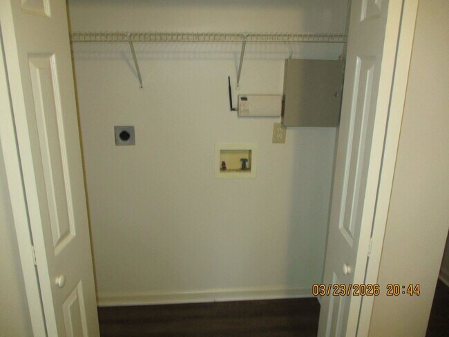 Foto del edificio - 3708 Countryside Dr