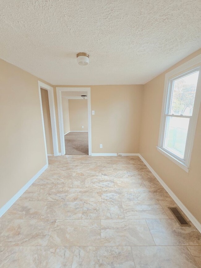 Foto del edificio - 3211 Dumesnil St