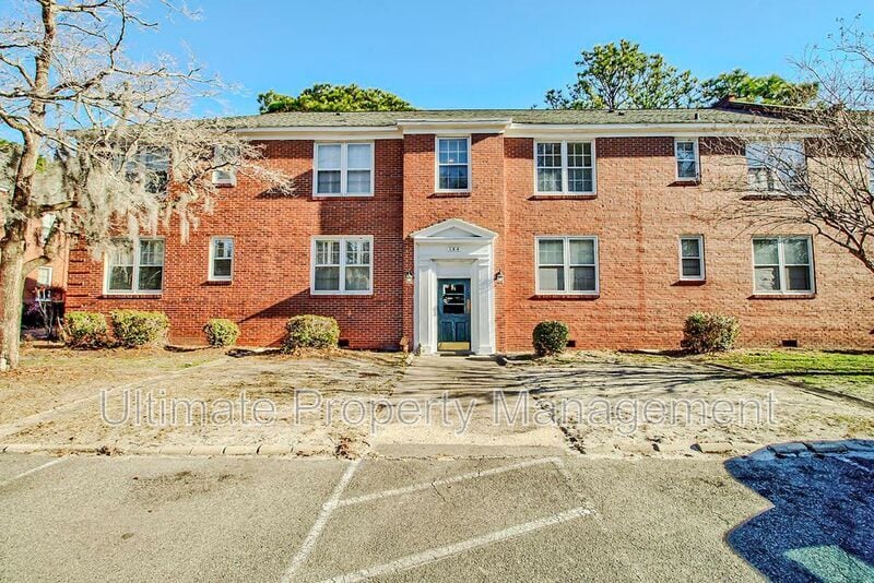Photo - 2940 Oleander Dr.