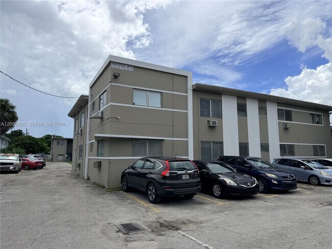 Foto del edificio - 71 76th NW St