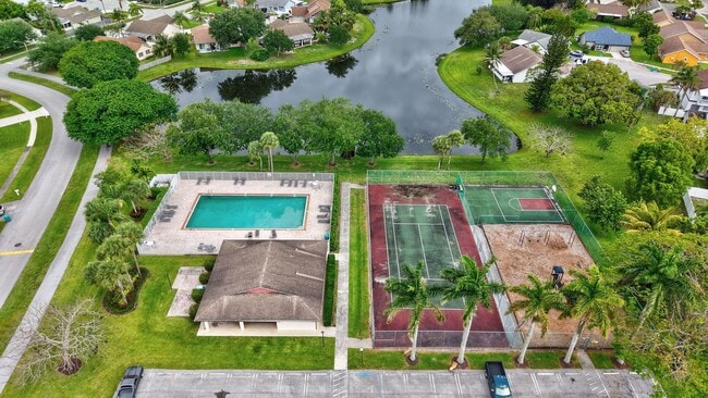 Photo - 1751 Banyan Creek Ct House