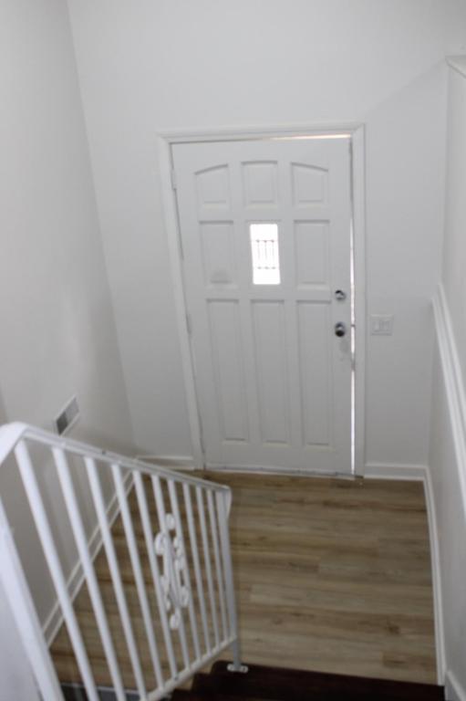 Foto del edificio - 9604 Wallace Ave