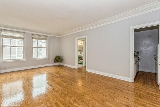 Foto del edificio - 6101 N Sheridan Rd