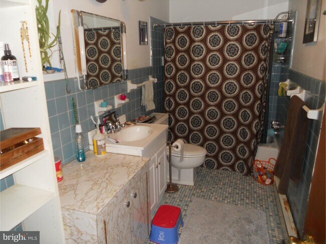 Foto del edificio - 4261 River Rd