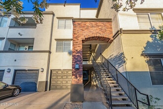 Building Photo - 3302 N 7th St