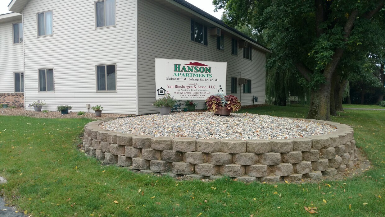 2 hab. Disponible 8/1/2020 - 401 Lakeland Dr SE