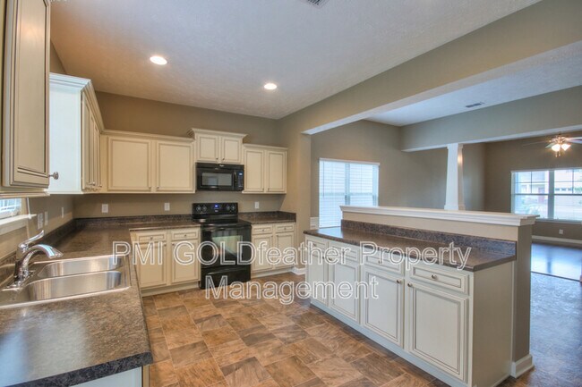 Building Photo - 2619 Salem Glen Xing