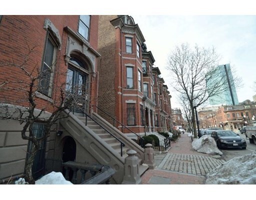 Building Photo - 36 Dartmouth St