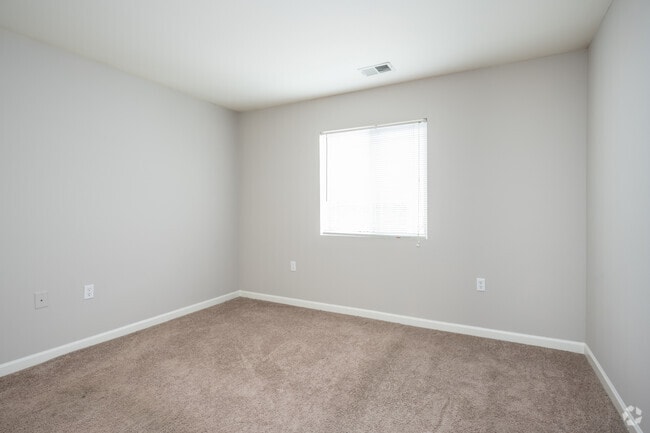 1HAB, 1BA - 794 ft² - Village at Mills Gap