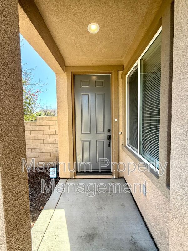 Building Photo - 33409 Mesolite Way