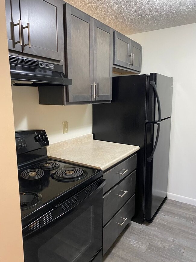 Interior Photo - Residences at Riverside
