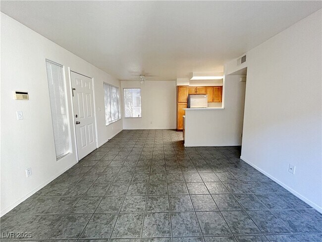 Building Photo - 3125 Casey Dr