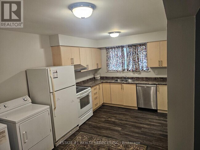 Photo du bâtiment - 66 Caledon Crescent