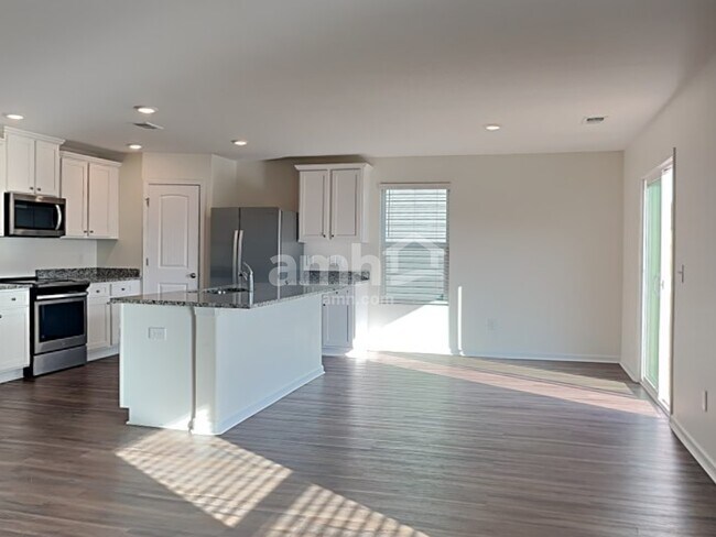 Building Photo - 6046 Mason Tucker Drive