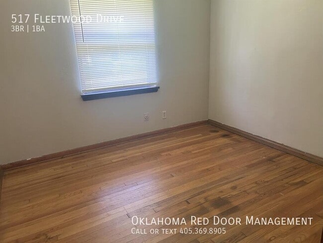 Building Photo - 517 Fleetwood Dr