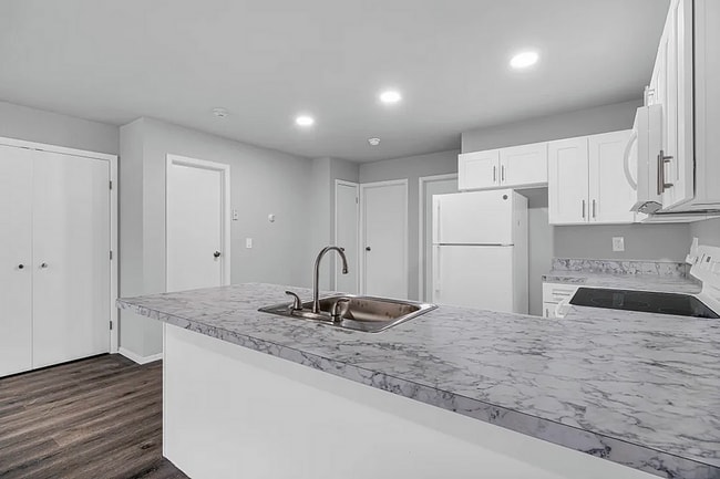 Building Photo - Zen Long Island at Oyster Bay 55+ Community