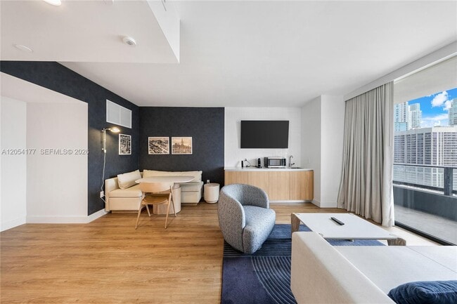 Foto del edificio - 159 NE 6th St