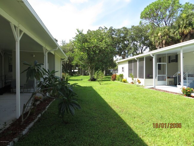 Foto del edificio - 325 Holiday Park Blvd NE