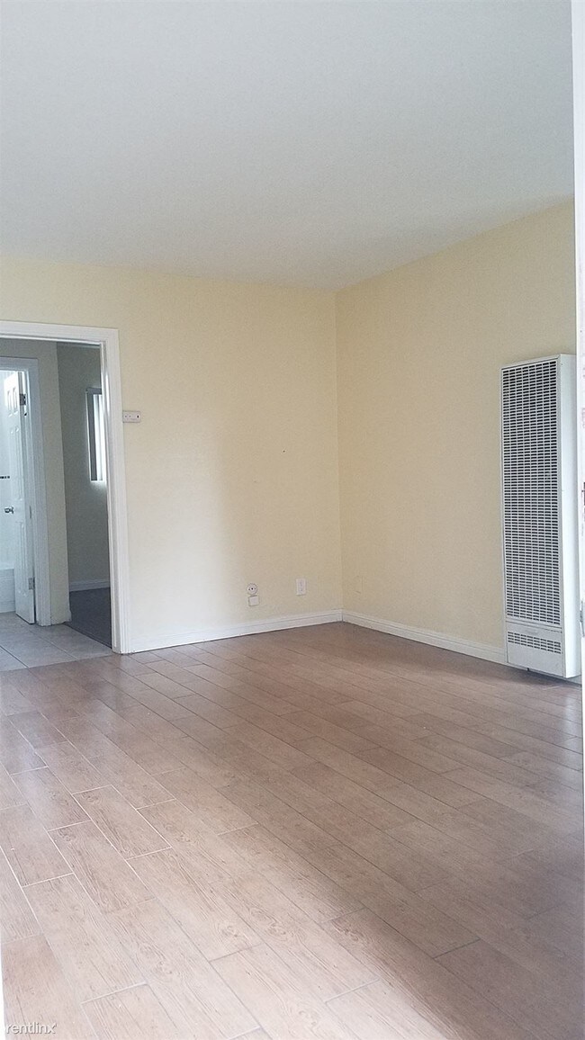 Foto del edificio - 6316 Albany St