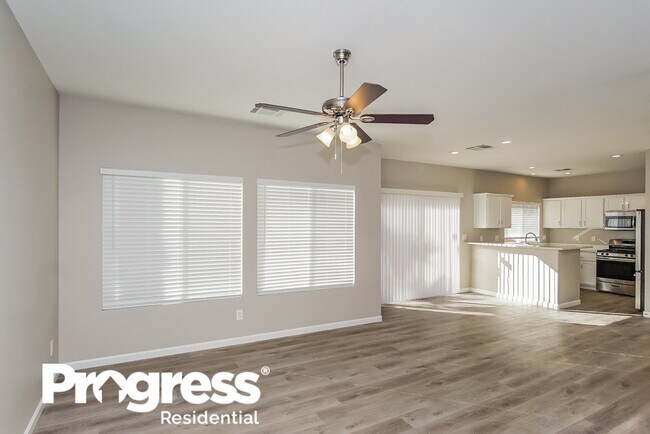 Foto del edificio - 1229 Sunny Acres Ave