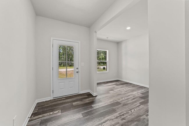 Building Photo - Coming Soon!