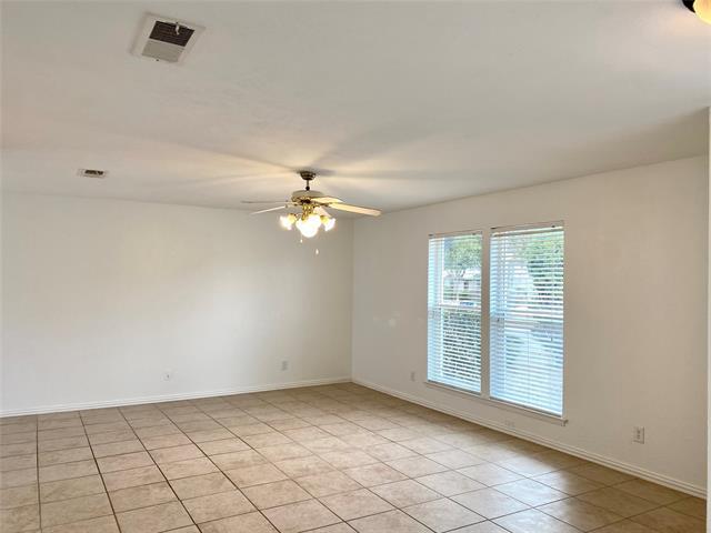 Foto del edificio - 3645 Mosswood Dr