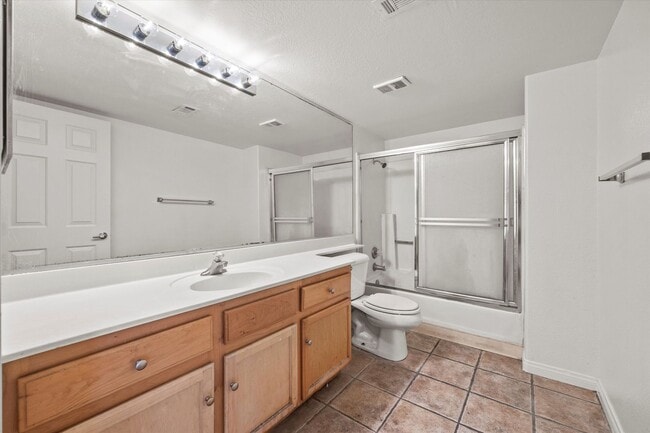 Building Photo - 2972 Juniper Hills Blvd