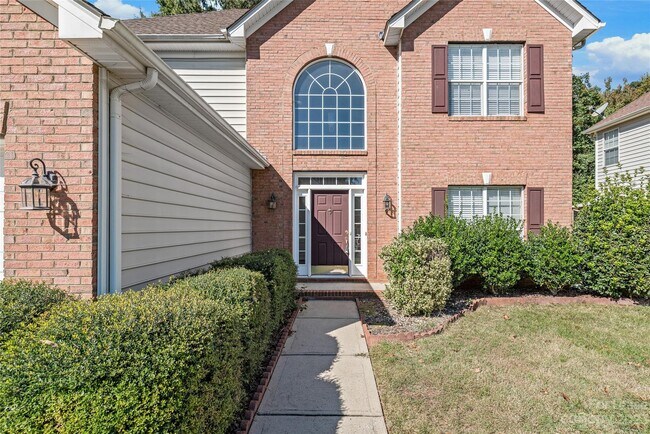 Building Photo - 9311 Autumn Applause Dr