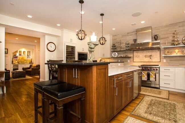 Foto del edificio - 1 Winter Pl